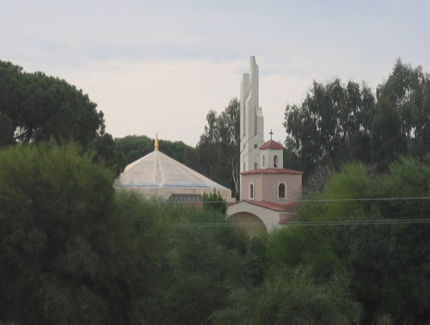 Symbolbild: Moschee, Kirchen und Synagogen an einem Ort by alexander wehrle auf flickr CC 2.0 bearbeitet by IslamiQ