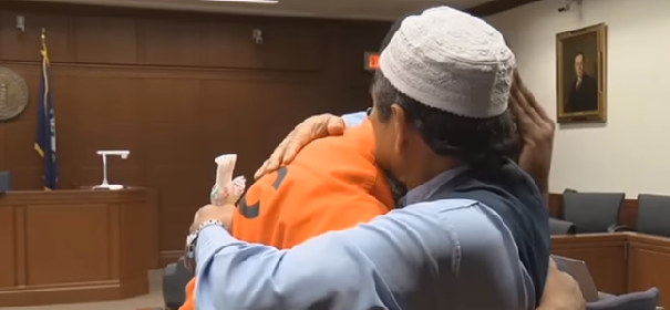 Muslimischer Vater verzeiht Mörder seines Sohnes
