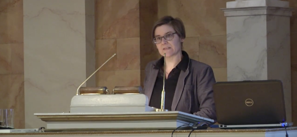 Prof. Dr. Sabine Hees im Gespräch über Integration © youtube screenshot/ Universität Göttingen