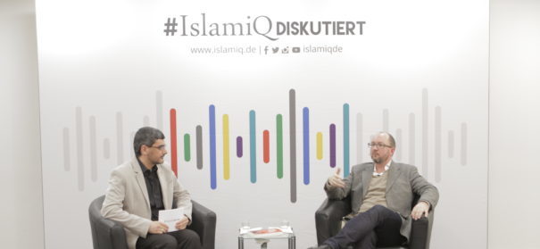 Ali Mete (l.) und Daniel Bax über Islam in den Medien bei der ersten #IslamiQdiskutiert Veranstaltung. © iQ