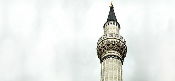 Minaretten und Moschee in Deutschland © Tor'Bled-Nam auf flickr.com (CC 2.0), bearb. iQ.