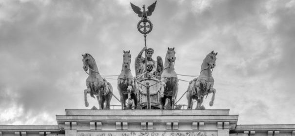 Berlin Brandenburger Tor (c)shutterstock, bearbeitet by iQ