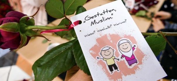 Begegnungsaktion: "Gestatten, Muslim." 2019 (c)facebook, bearbeitet by iQ