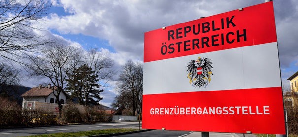Symbolbild: Gebote Zuwanderung in Österreich, Rassismus