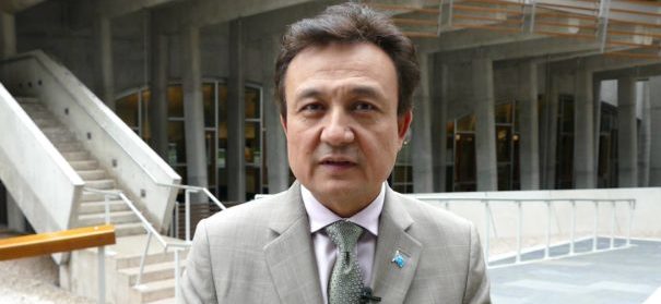 Dolgun Isa Uiguren