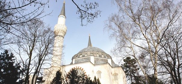 Moscheen in Europa, Gebetsruf