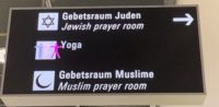 Gebetsraum Frankfurt Airport ©Facebook, bearbeitet by iQ
