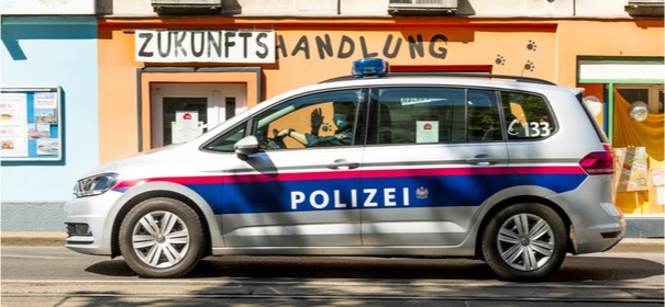 Kundgebung, Polizei Wien Moschee