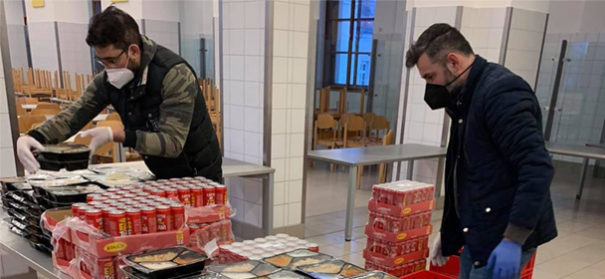 Ramadan: Muslime versorgen täglich 660 Geflüchtete