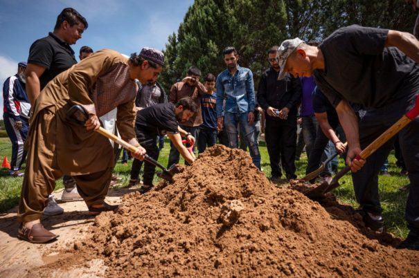 Beisetzung der ermordeten Muslime in Albuquerque im US-Bundesstaat New Mexico (c)Facebook, bearbeitet by iQ