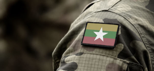 Militär Uniform in Myanmar © Shutterstock, bearbeitet by iQ