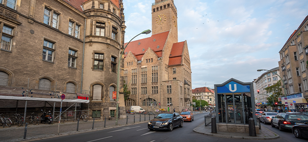 U-Bahn Haltestelle in Neukölln