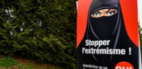 Symbolbild: Burkaverbot in der Schweiz © Shutterstock, bearbeitet by IslamiQ.