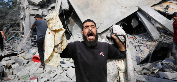 Menschen in Gaza trauern