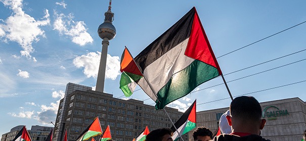 Tausende Menschen demonstrieren für Palästina Nahost-Konflikt