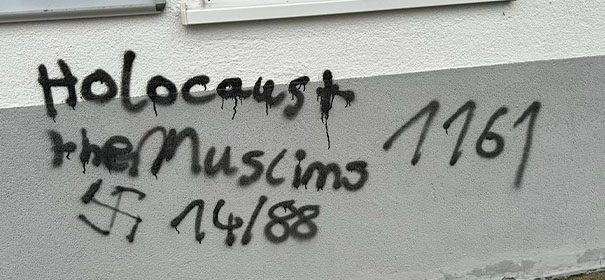 Moschee in Moessingen beschmiert