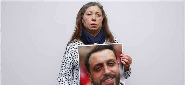 Emiş Gürbüz - Mutter von Sedat Gürbüz - Hanau © Anadolu Ajans, bearbeitet by iQ.