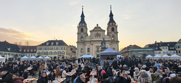 Fastenbrechen am Marktplatz Ludwigsburg © X @AliMete82