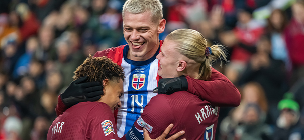 Norwegens Fußballmannschaft © Shutterstock, bearbeitet by iQ.