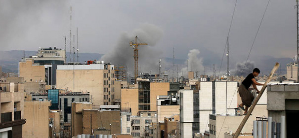 Angriffe im Iran © Anadolu Ajans, bearbeitet by iQ.